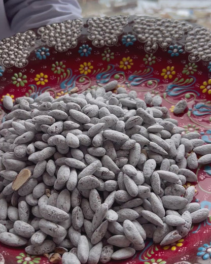 Hayalet Badem Şekeri